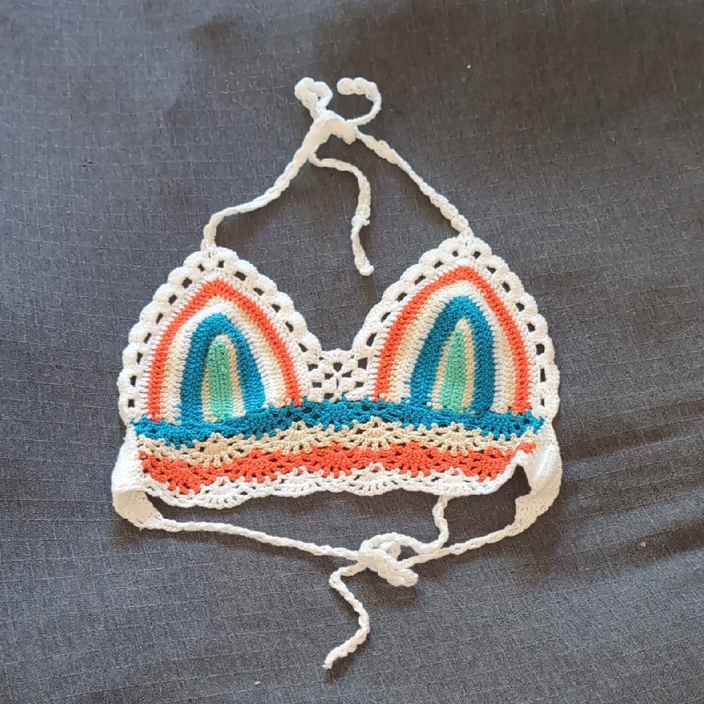 Cupshe Multicolor Crochet Crop Top